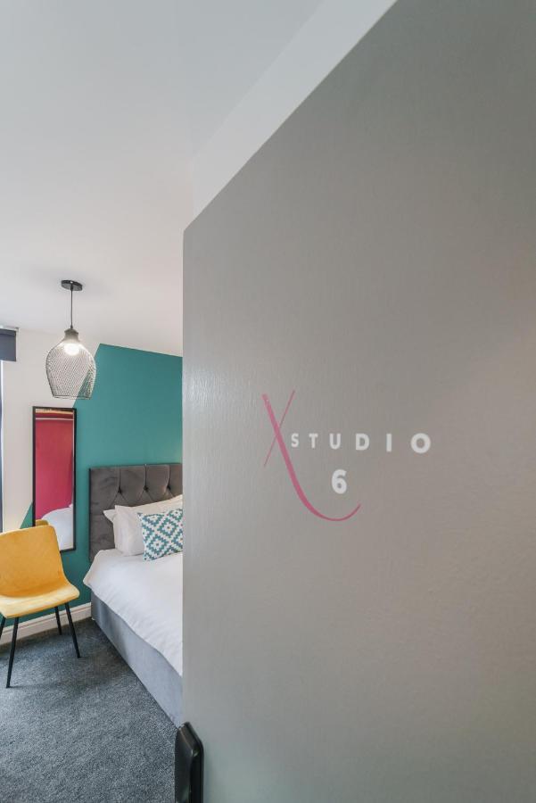 Deluxe Studio Apartments Дерби Экстерьер фото