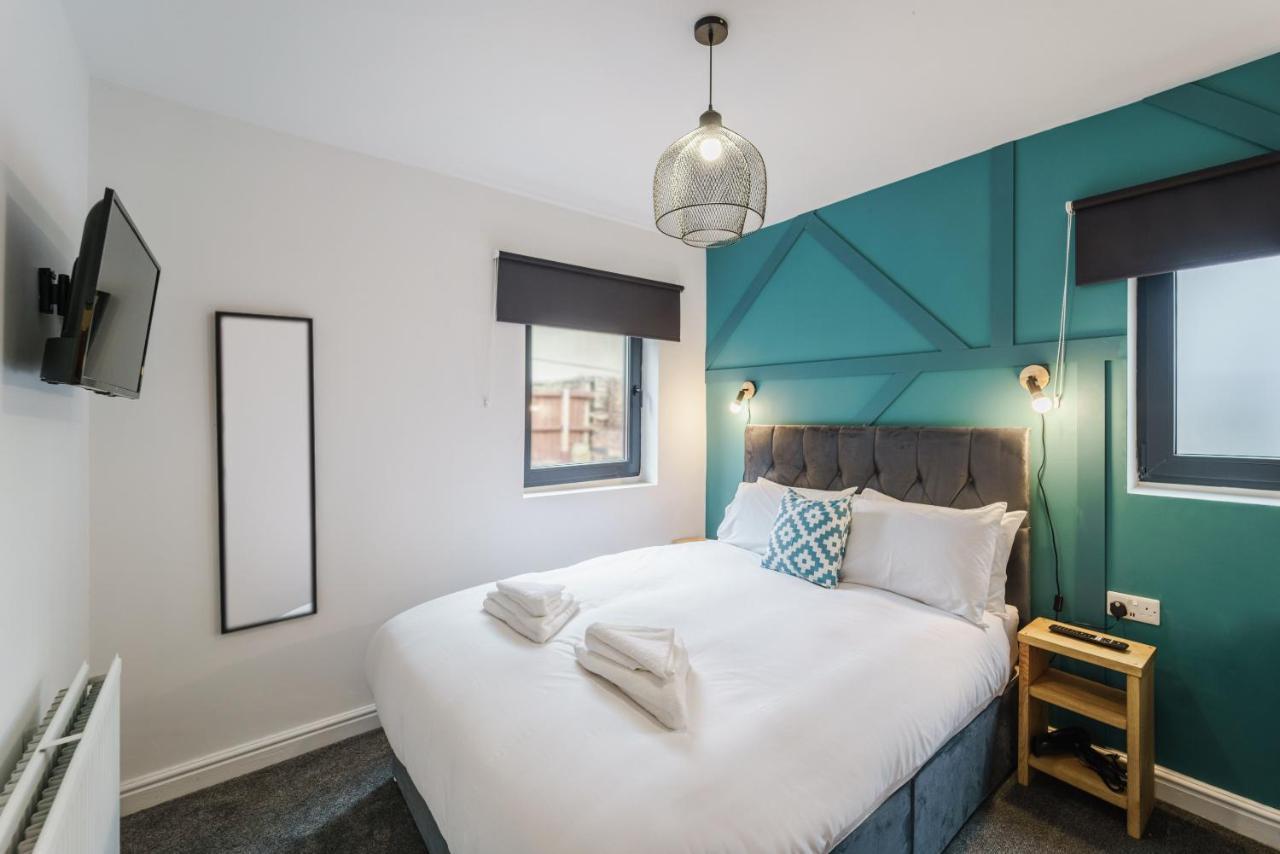 Deluxe Studio Apartments Дерби Номер фото