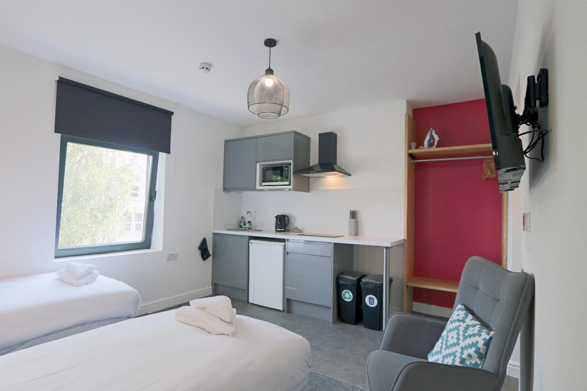 Deluxe Studio Apartments Дерби Номер фото