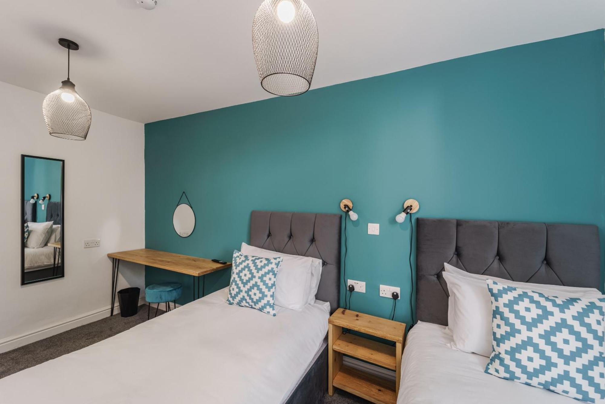 Deluxe Studio Apartments Дерби Экстерьер фото